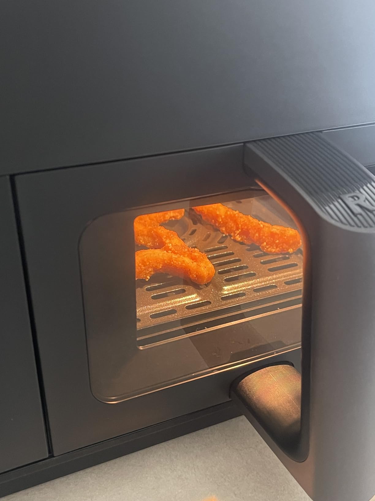 COSORI Air Fryer 2.1 QT, Small & Mini 4-in-1 airfryer Ideal for Simple Meals and Snack, Easy to Leftover Food to Crispy, Up to 97% Less Oil, 30 In-App Recipes, Nonstick & Dishwasher-Safe Basket customer photo 2