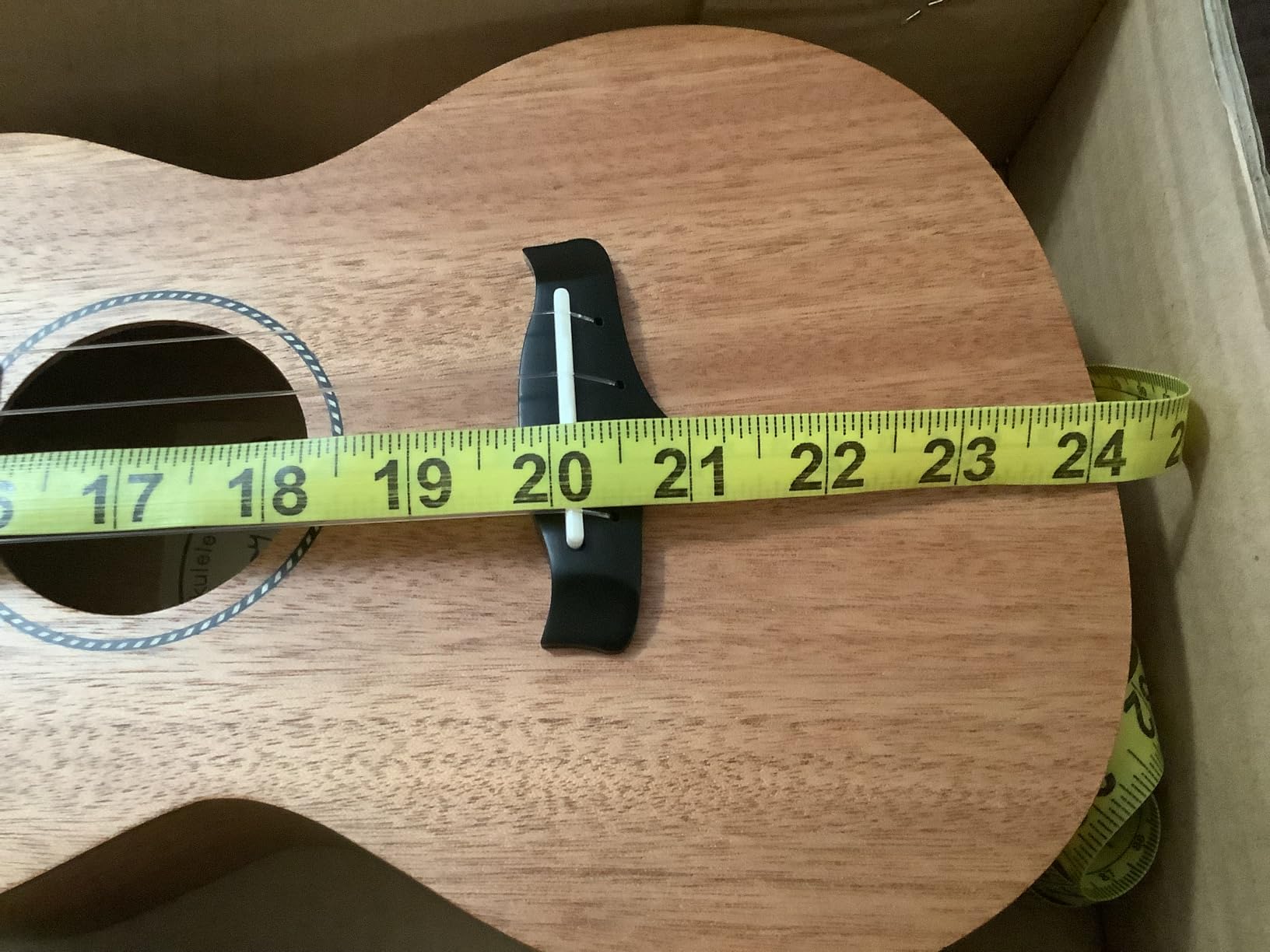 Enya Concert Ukulele EUC-25D 23 Inch Solid Mahogany Top - Beginner Kit with Gig Bag, Capo, Strap & Picks (Natural Color) customer photo 1