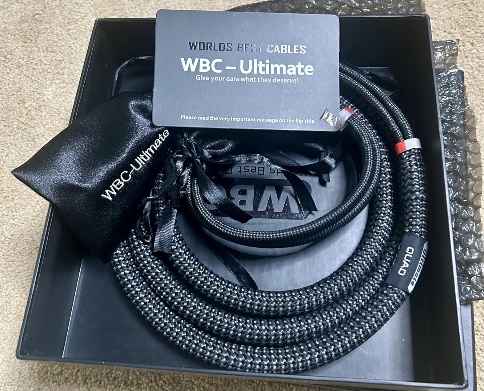 WORLDS BEST CABLES 8 Foot Ultimate - 9 AWG - Ultra-Pure OFC - Premium Audiophile HiFi Speaker Cable Pair with Eminence Gold Banana Plugs & Carbon Tweed Jacket customer photo 1