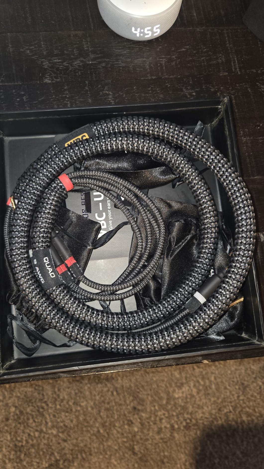 WORLDS BEST CABLES 6 Foot Ultimate - 9 AWG - Ultra-Pure OFC - Premium Audiophile HiFi Bi-Wire Speaker Cable Pair with Eminence Gold Banana Plugs & Carbon Tweed Jacket customer photo 2