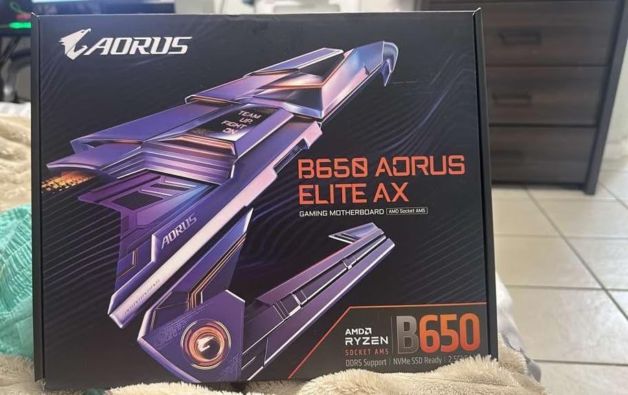 B650 AORUS Elite AX AMD AM5 ATX Motherboard, Support Ryzen 9000/8000/7000 Series, DDR5, 14+2+1 Power Phase, PCIe 5.0 M.2, USB-C 3.2 Gen 2, WIFI6E, 2.5GbE, EZ-Latch, Q-Flash, RGB Fusion customer photo 1