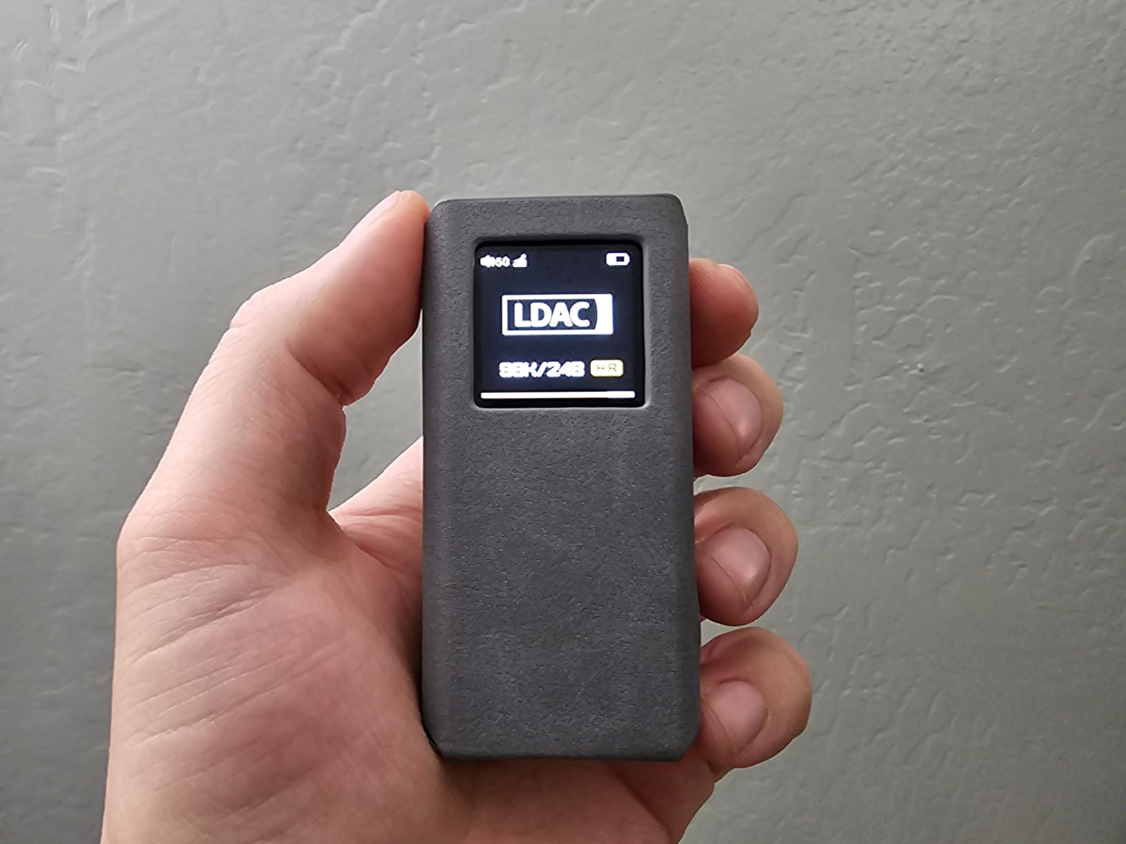 FiiO BTR7 Headphone Amp Bluetooth Receiver High Resolution Portable DAC Supports MQA/LDAC/aptX HD 384K/32Bit DSD256 for Phone/PC/Car/Home Audio (Titanium) customer photo 2
