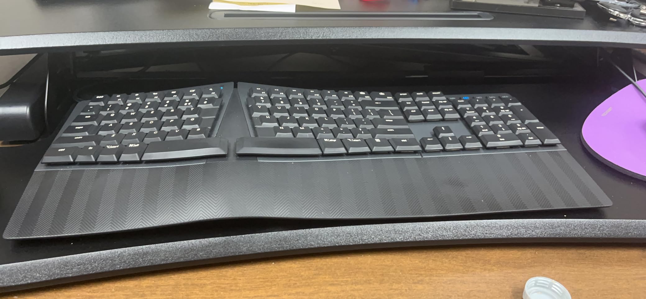 Perixx PERIBOARD-535RD Wired Ergonomic Mechanical Split Keyboard - Low-Profile Red Linear Switches - Programmable Feature with Macro Keys - Compatible with Windows and Mac OS X - US English, Black customer photo 1