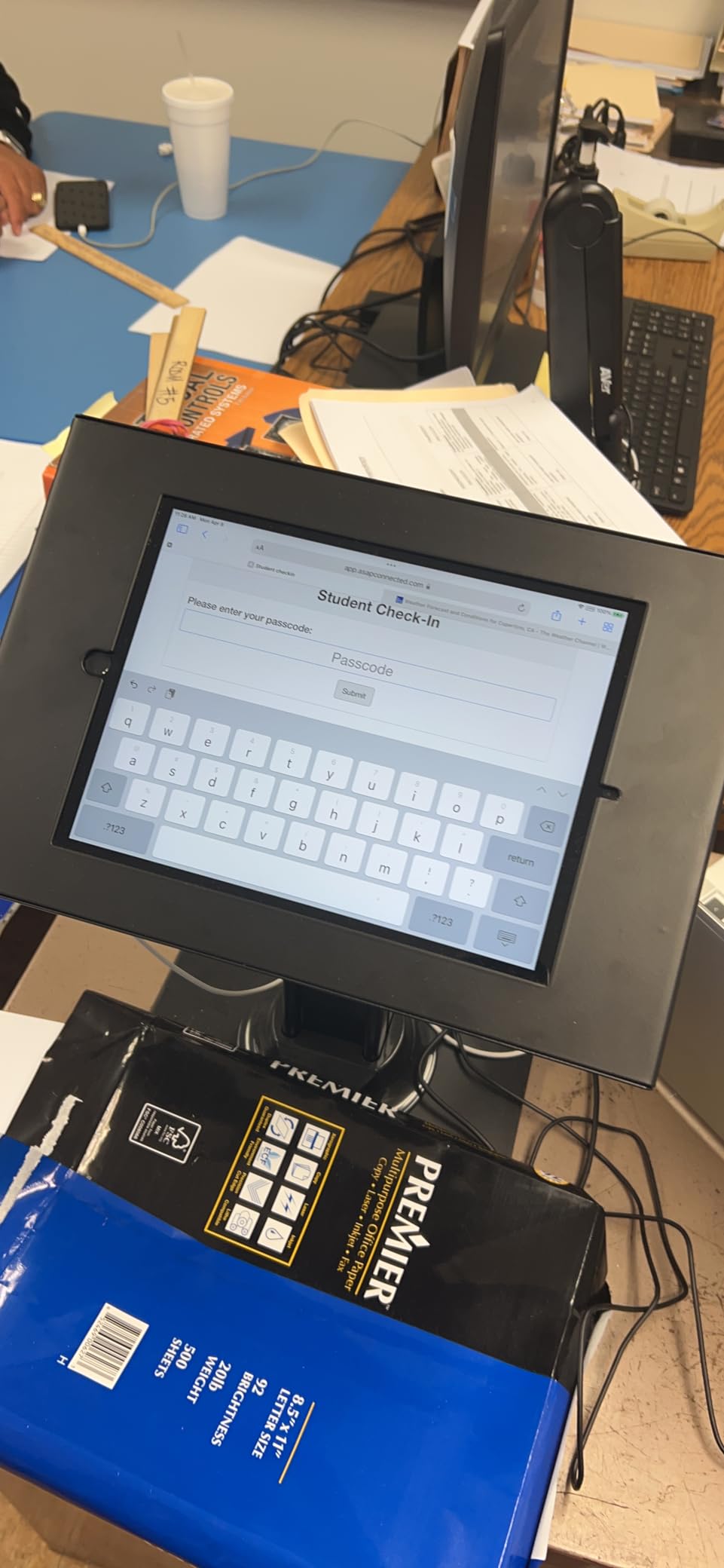 AboveTEK Anti-Theft iPad Kiosk Stand - POS iPad Security Stand & Locking Tablet Holder - Heavy Duty Base, 360° Swivel, 75° Tilt Bracket - Perfect for Retail Business (Black) customer photo 2