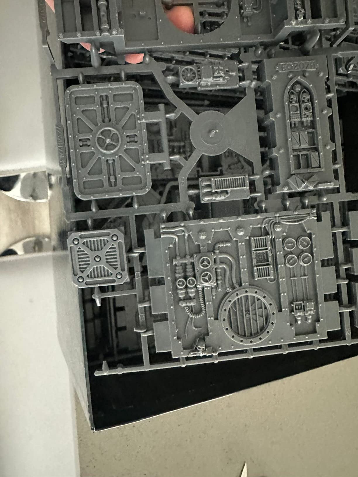 Warhammer 40,000 - Boarding Actions Terrain Set customer photo 2