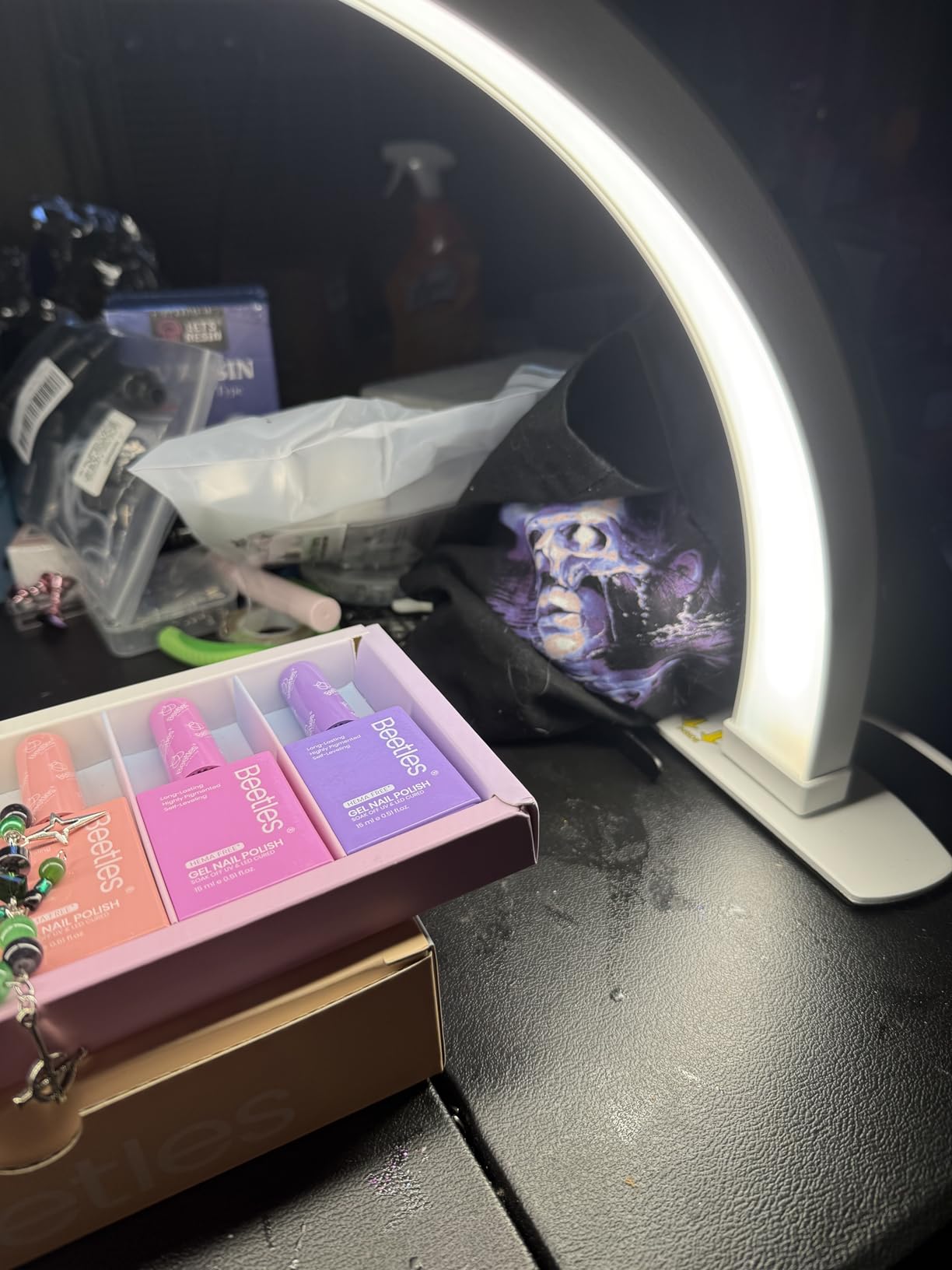 NEEWER Esthetician Light with Phone Holder & Travel Bag Kit, Support 2.4G/PC/MAC Control & Separate Control of 2 LED Light Heads, CRI98+ Bi Color Stepless Dimmable Tattoo Lighting customer photo 1
