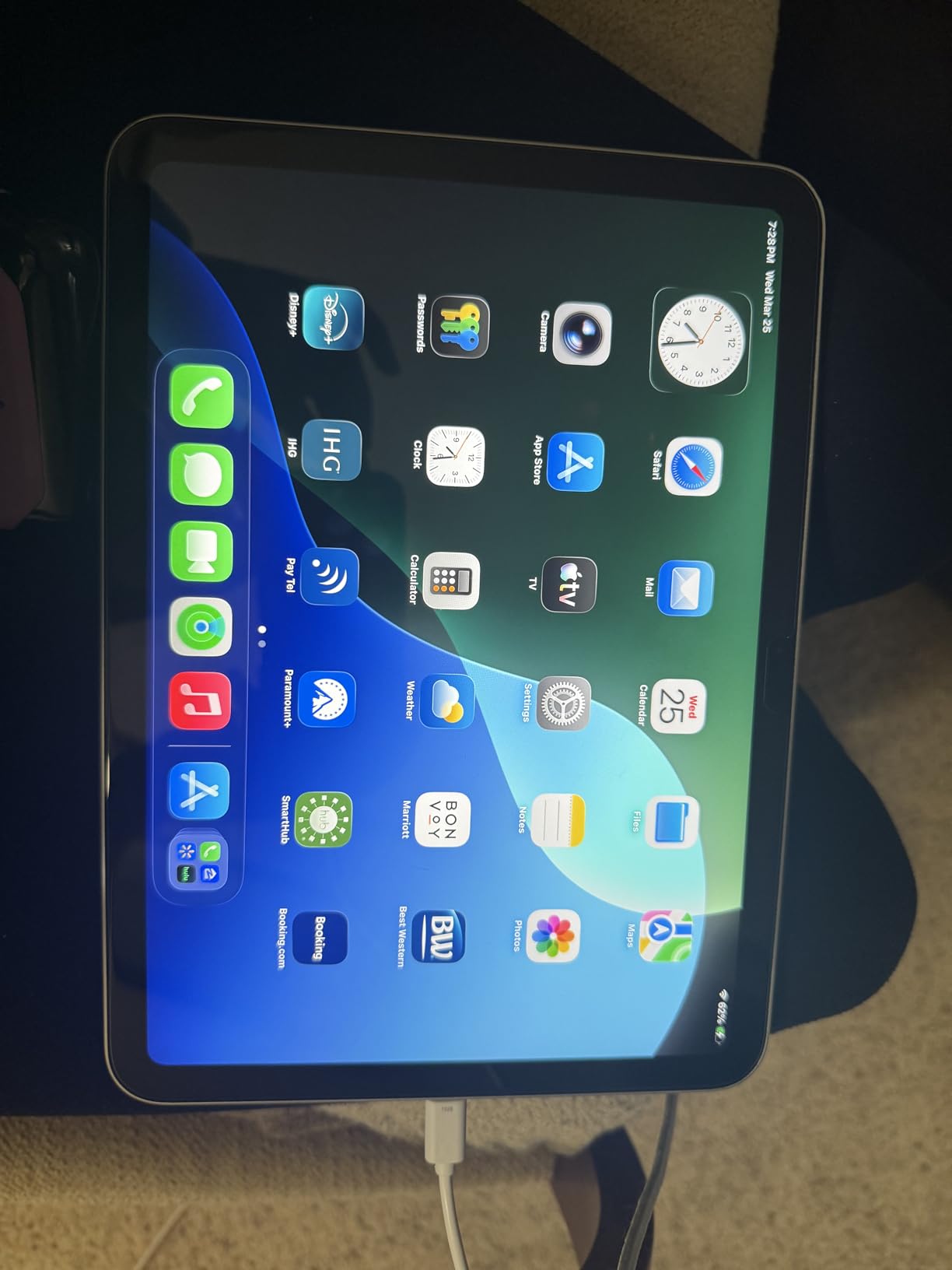 2022 Apple iPad (10.9-inch, Wi-Fi, 64GB) - Silver (Renewed) customer photo 2