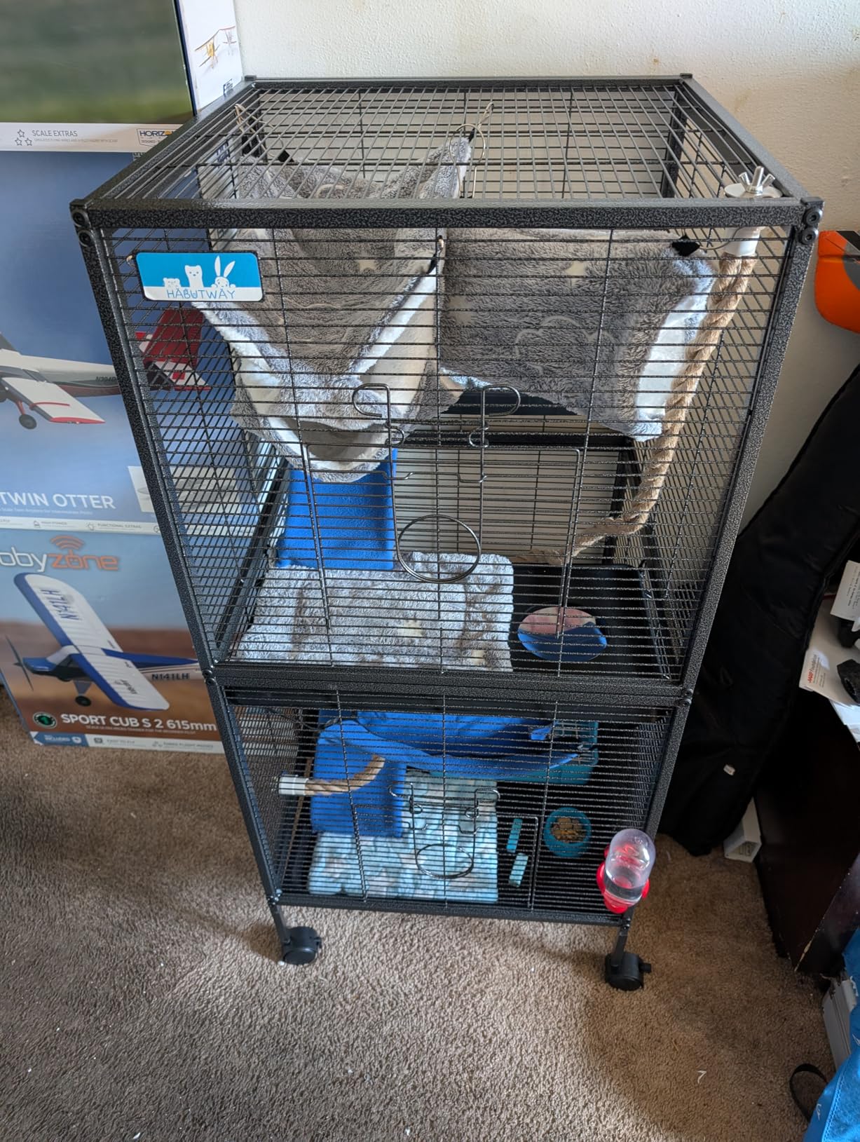 HABUTWAY 50''H Metal Small Animal Cages, Rolling Chinchilla Cage with Removable Ramps, Lagre Cage for Chinchillas/Guinea Pigs/Rabbit, Ferret Cages with Hammock & 5 Tiers, Black customer photo 2