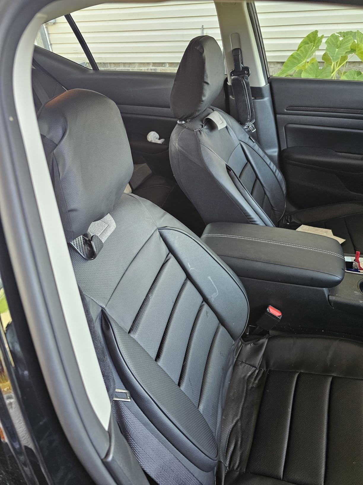 CAR PASS Leather Seat Covers Full Set Universal Water Resistant 3D Foam Back Support, Luxury Comfort Automotive 5 Seat Covers All Season Fit for SUV,Sedan,Van, Airbag Compatible Elegance(Pure Black) customer photo 1