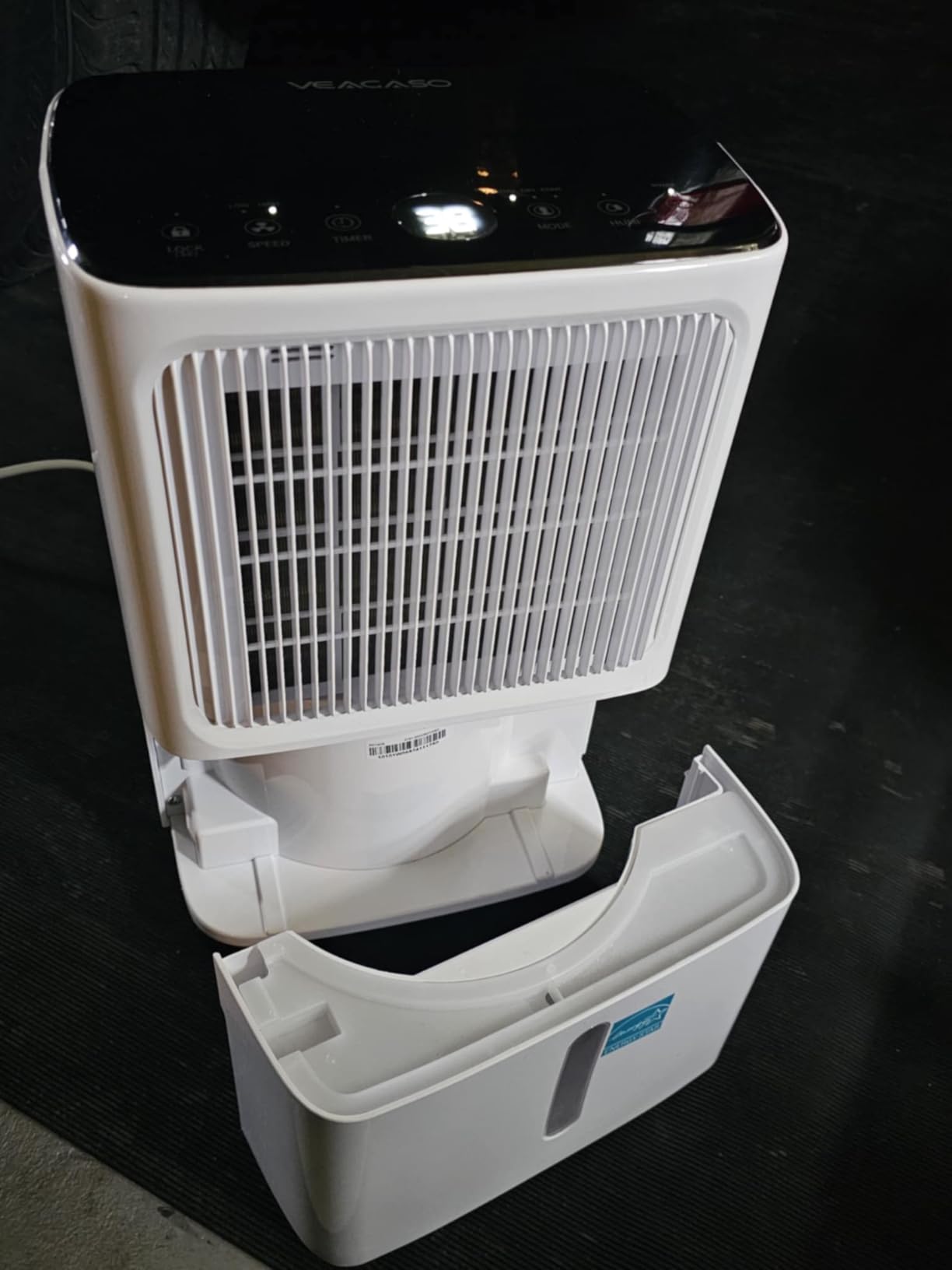 VEAGASO 34 Pint/D Dehumidifier for Basement with Drain Hose, 2500 Sq.Ft Dehumidifiers for Home, Bathroom, Bedroom - 3 Modes, 24H Time, 40dB, 0.53 Gallon Water Tank, Intelligent Humidity Control customer photo 2