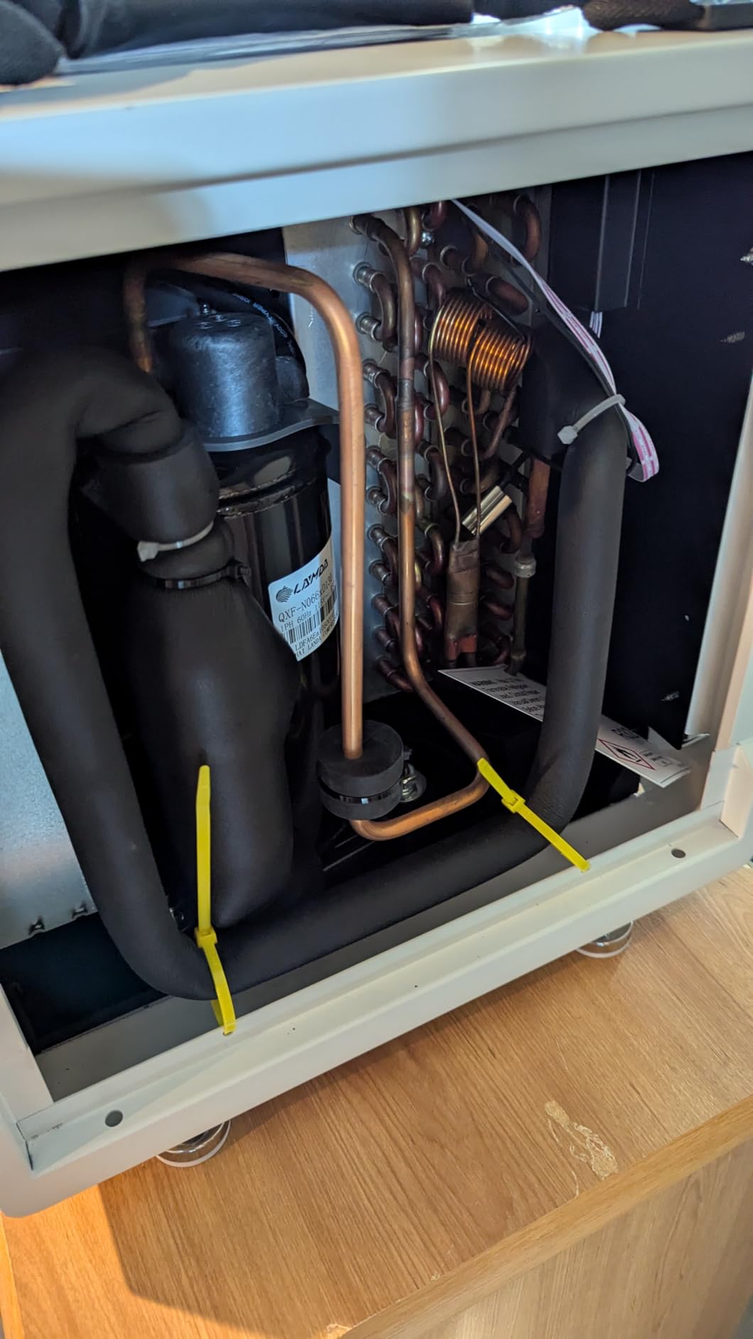 Waykar 155 Pint Commercial Dehumidifier with Drain Hose for Crawl Spaces, Basements, Industry Water Damage Unit, Large Capacity, Compact, Portable, Auto Defrost, Memory Starting customer photo 2