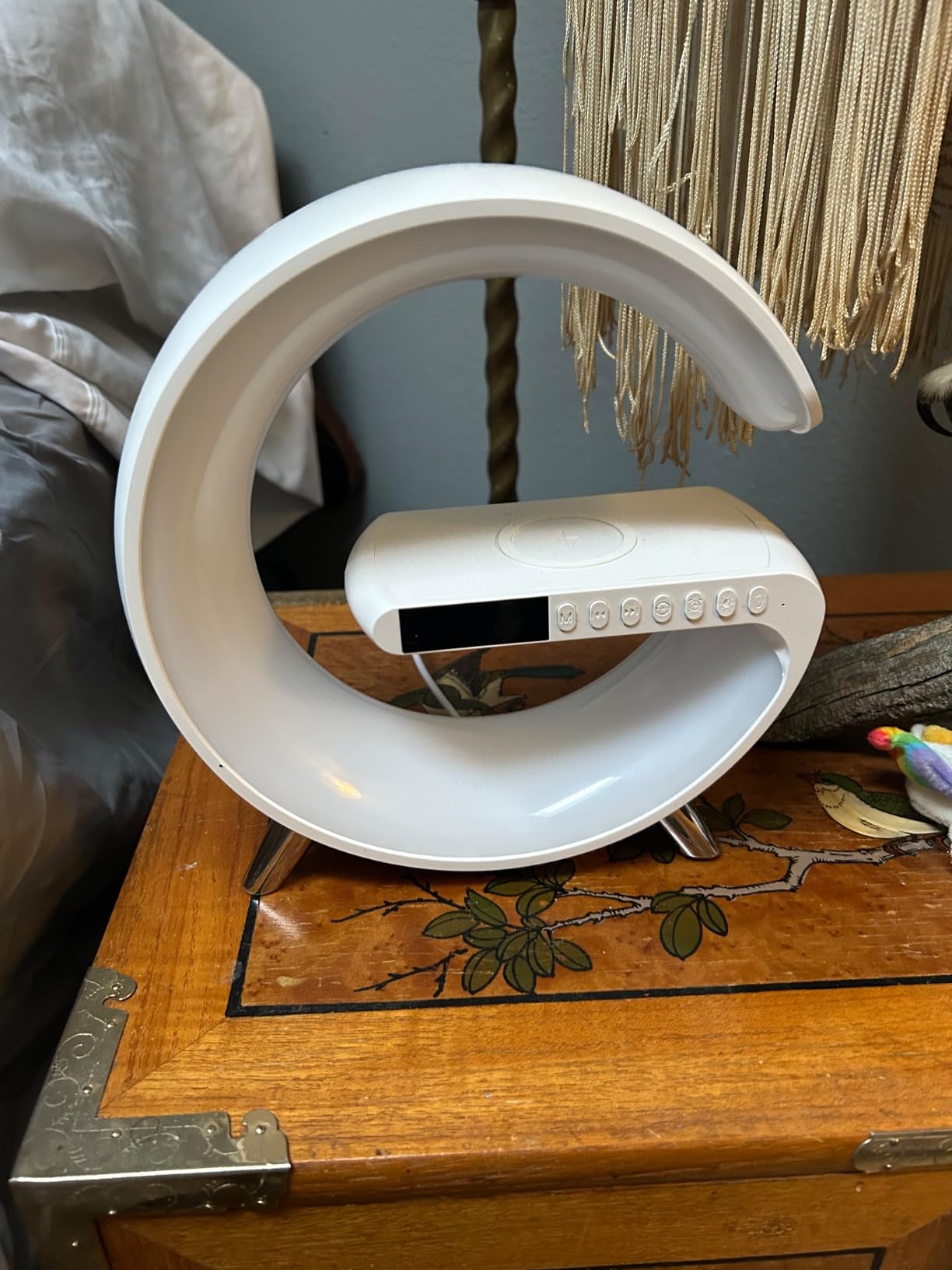 BKDRL Bluetooth Speaker Lamp with Wireless Charger, RGB Night Light, Alarm Clock, App Control - White customer photo 1