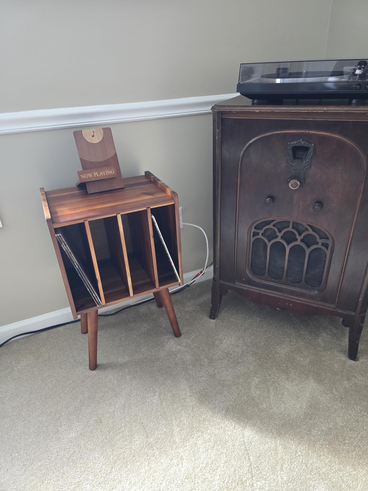 2BHOME Wooden LP Record Player Stand with 4 Cabinets, Holds up to 100 Vinyls, Metal Record Storage Holder and Organizer Table, Classical Design for Files/Book (Mid-Century Modern) customer photo 2