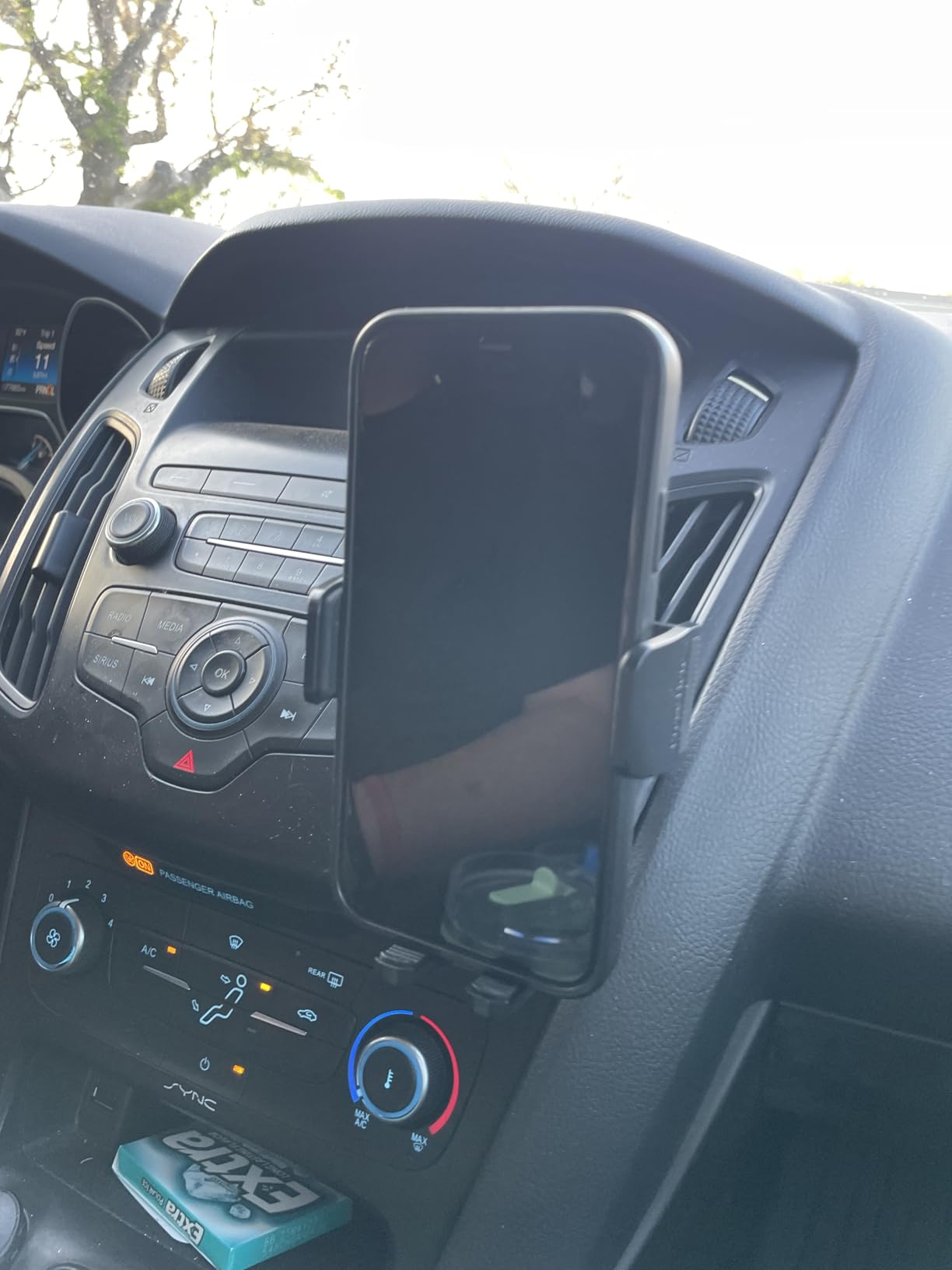 Blukar Car Phone Holder Mount, Super Stable Air Vent Cell Phone Car Mount with 2025 Metal Hook Clip, 360° Rotation customer photo 1