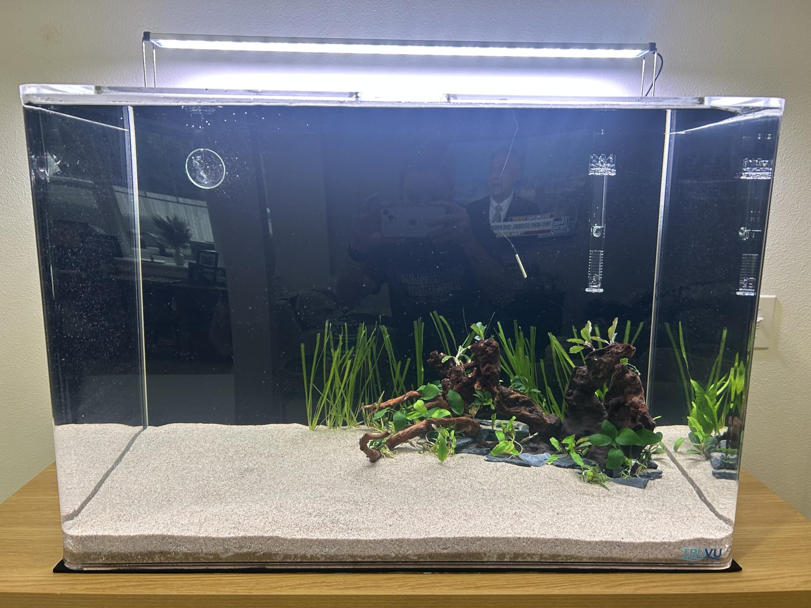 Chihiros B Series - Full Spectrum Dimmable Freshwater Aquarium LED Light, App Controlled for Planted Tank Aquascaping - Fits 30-50CM - B30 customer photo 1