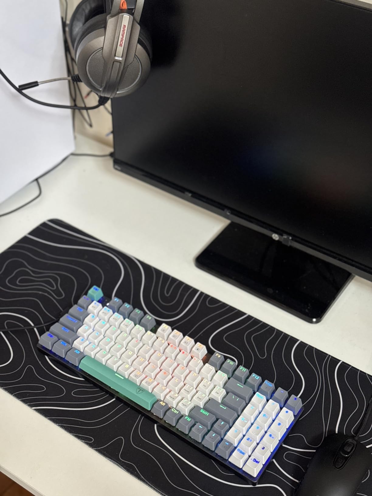 DIGSOM Mouse Pad Gaming Mousepad 31.5 x 11.8in Large Mouse Pad for Keyboard and Mouse with Anti-Slip Rubber Base, Keyboard Pad XL Mouse Mat for Home and Office(Black with White Topographic Line) customer photo 2