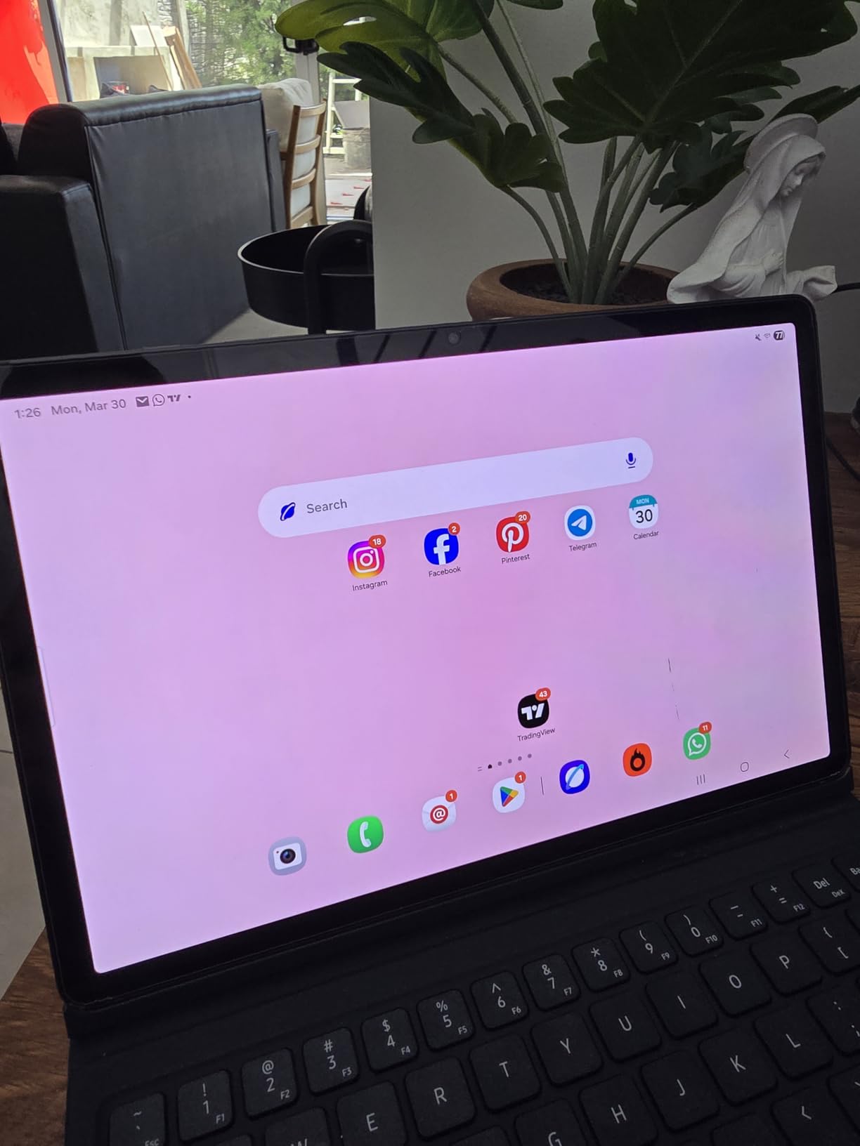Galaxy Tab S9 11 inch 256GB WiFi 7 Android AI Tablet, Snapdragon 8 Gen 2 Processor, AMOLED Screen, Durable Design, S Pen Included, Long Battery Life, Auto Focus Camera, Graphite customer photo 1