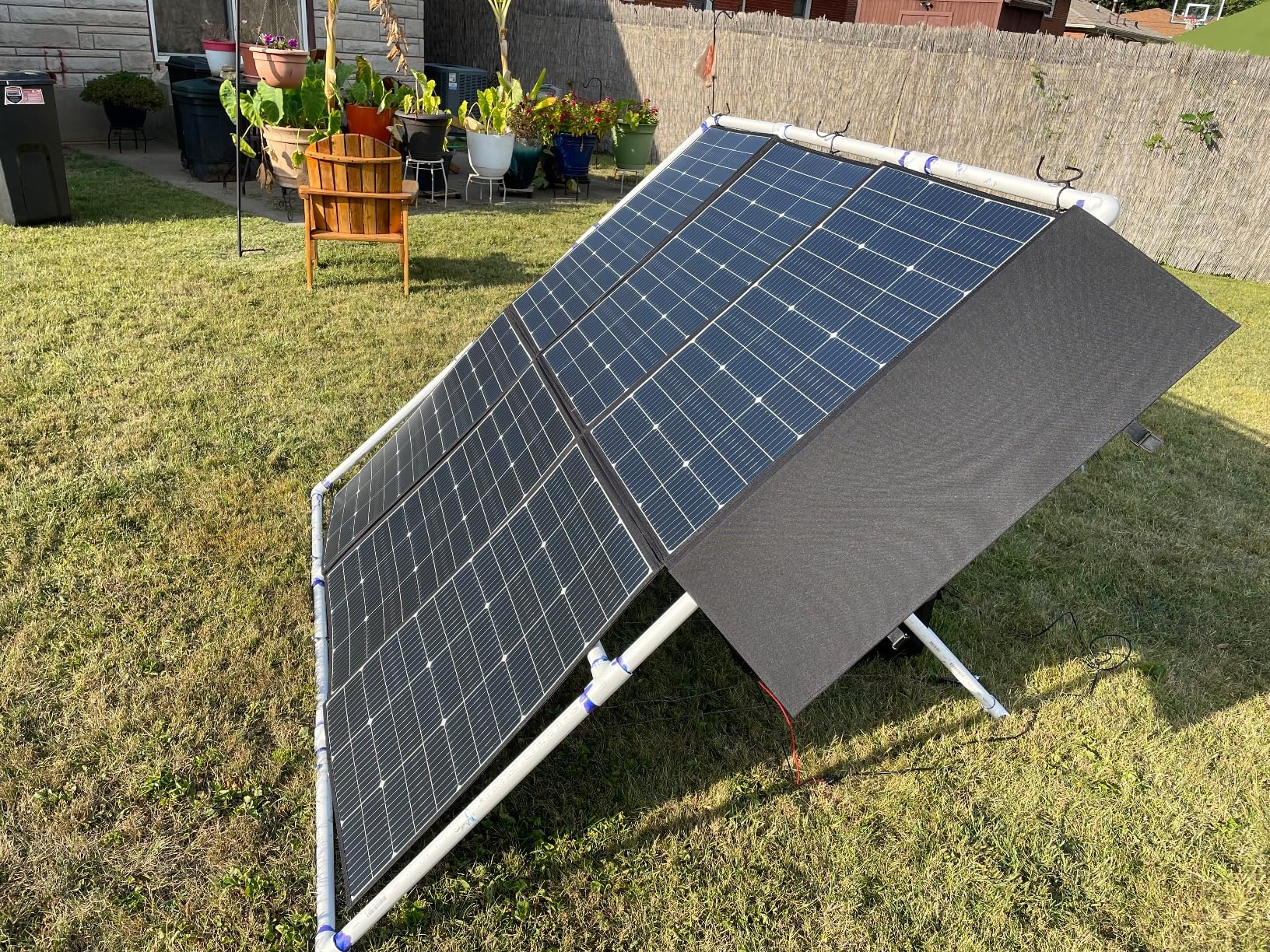 ALLPOWERS SP039 600W Foldable Solar Panel, 24% Efficient IP66 Waterproof for RV Camping Home & 12V Systems, Compact Portable Design (SP039-600W) customer photo 1