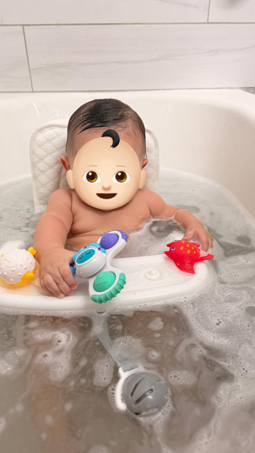 BabyBond Baby Bath Seat with Sitting & Lying 2 Modes, 3-Speed Adjustment, Powerful Suction Cups, Infant Bathtub Chair with Soft and Comfortable Towel customer photo 2