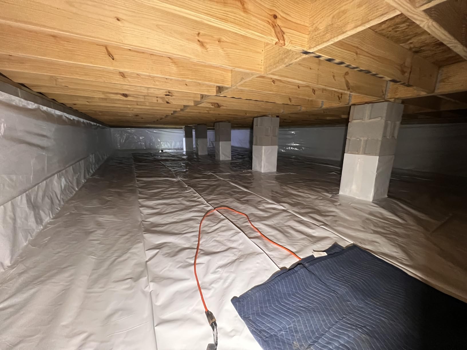 Crawl Space Vapor Barrier, 10 mil 10'x100', Thick Plastic Sheeting, Drop Cloth Vapor Barrier Covering for Crawl Space Encapsulation, Heavy Duty Plastic sheeting, Black and White Panda Film customer photo 1