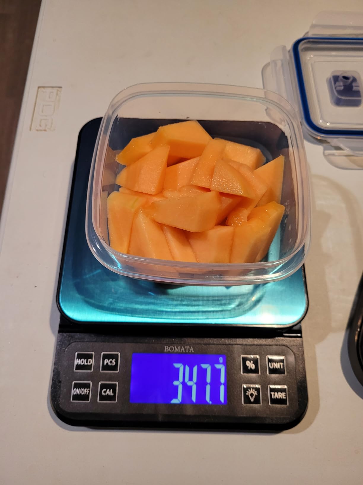 BOMATA Large Kitchen Scale with 0.1g/0.001oz High Precision, 5kg/11lb Bakery Scale with Percentage Function, USB Rechargeable, Full-View Angle LCD with Backlight, Stainless Steel Pan customer photo 2