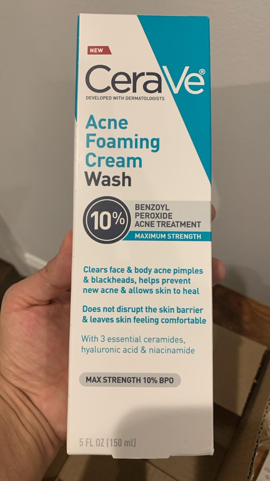 CeraVe Acne Foaming Cream Wash, Gentle Face and Body Cleanser with Benzoyl Peroxide 10%, Hyaluronic Acid, and Niacinamide, 10% Benzoyl Peroxide Treatment Clears Pimples and Blackheads 5 Oz customer photo 1