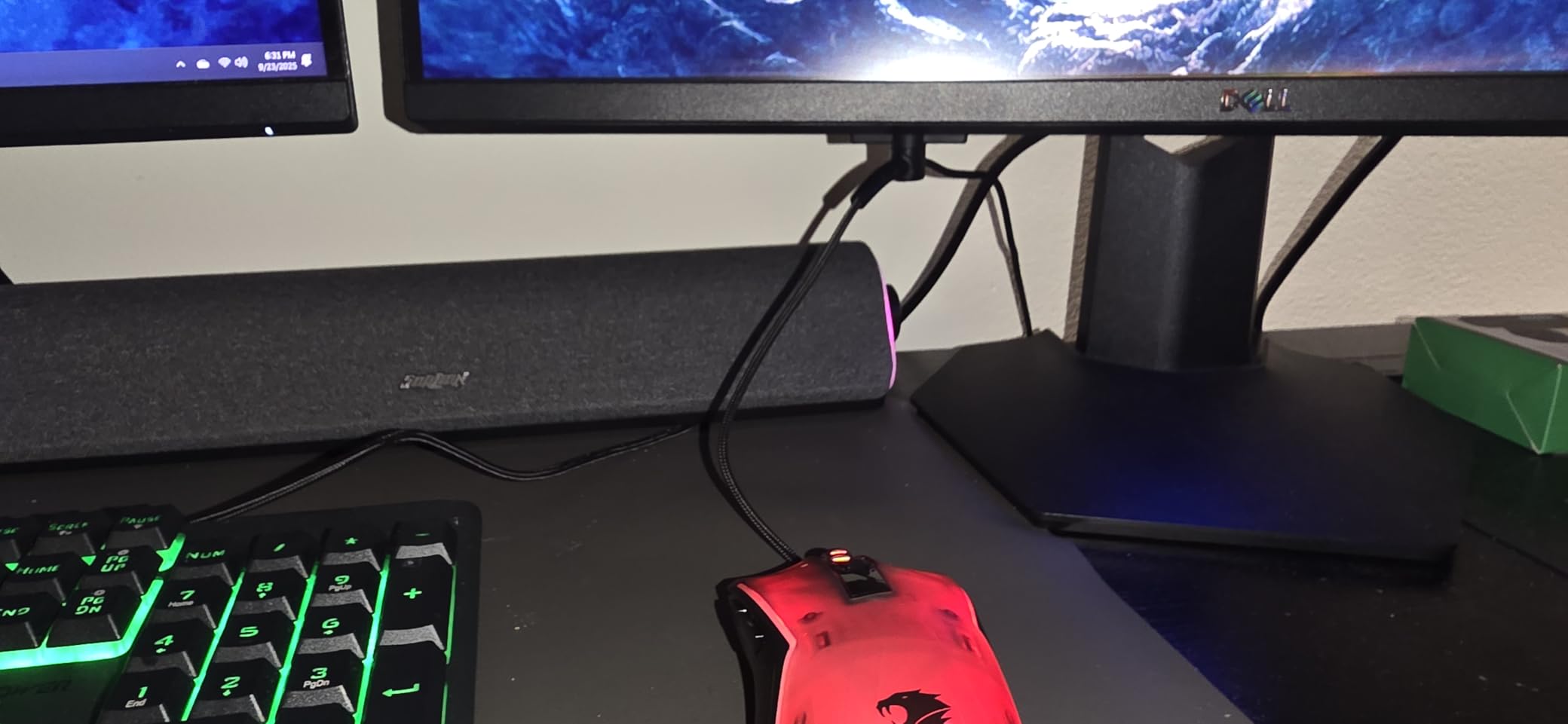 Pulsar Gaming Gears - Micro Bungee ES : Drag-Free Wired Mouse Support - Free Motion on Your Desk - Super Compact Size - Attach it to Your Monitor customer photo 2