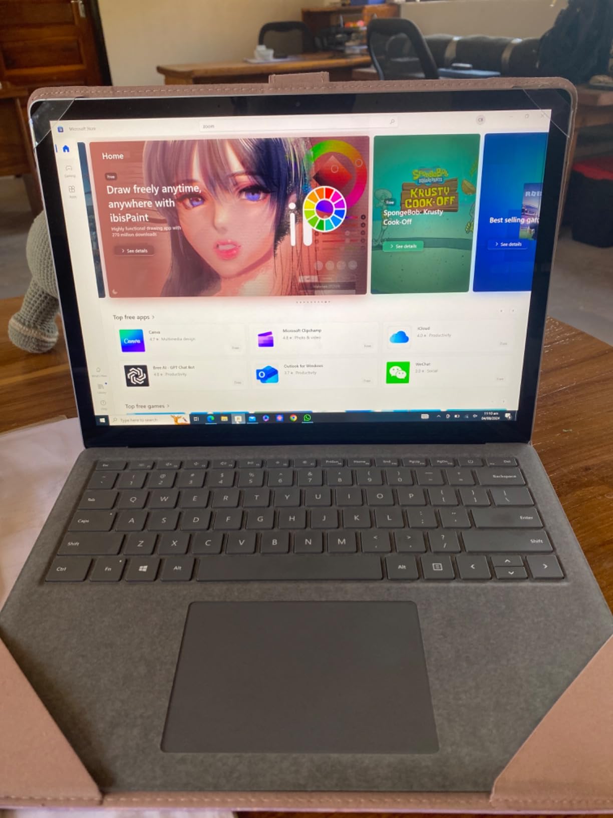 Microsoft Surface Laptop 4 - i7-1185G7 16GB RAM, 512GB SSD, 13.5 High-Performance Touchscreen Windows 11, Lightweight with Sleek Design Platinum 5EI-00019 (Renewed) customer photo 2