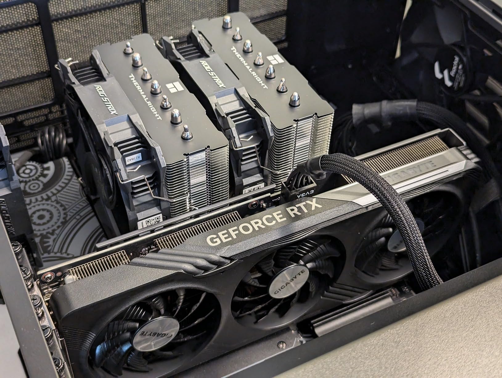 Gigabyte GeForce RTX 4060 Gaming OC 8G Graphics Card, 3X WINDFORCE Fans, 8GB 128-bit GDDR6 customer photo 2