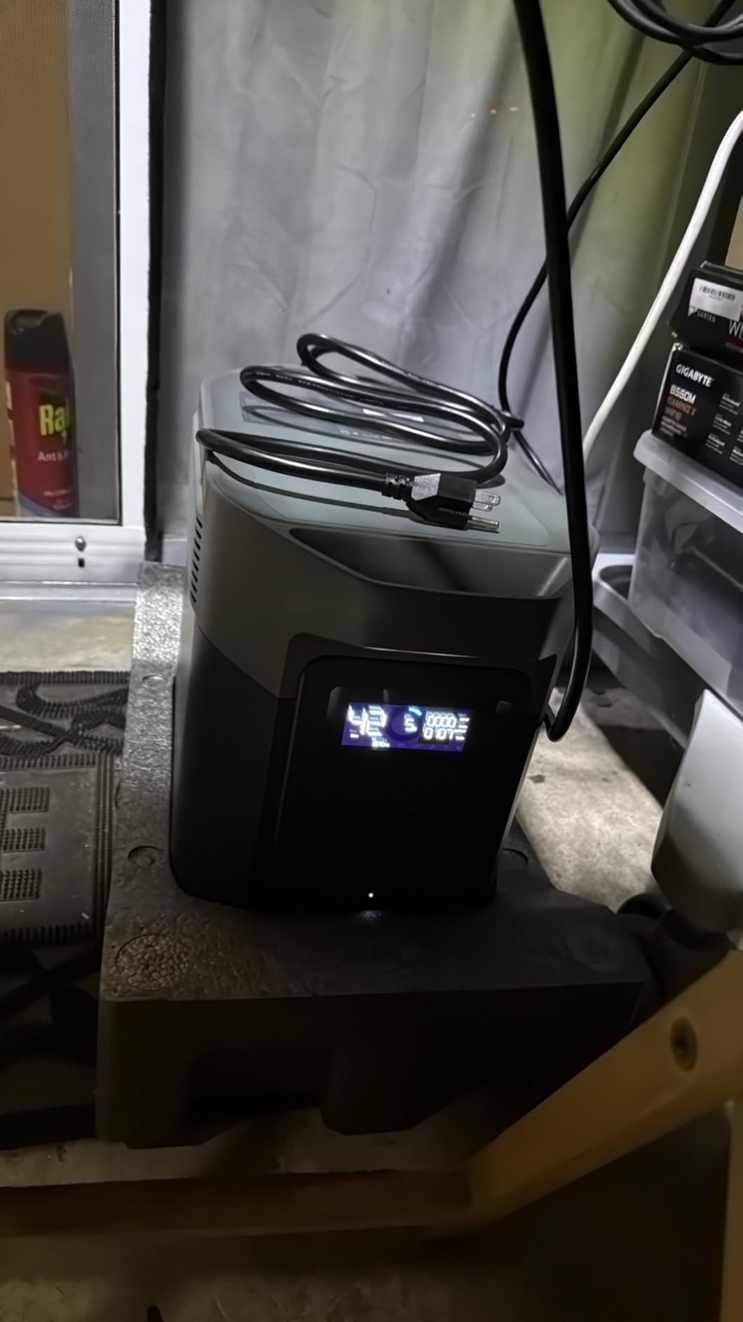 EF ECOFLOW Solar Generator DELTA 2 Max 2048Wh With 400W Solar Panel, LFP Battery Portable Power Station Up to 3400W AC Output Fast Charging 0-80% in 43 Min solar powered generator For Camping, RV customer photo 2