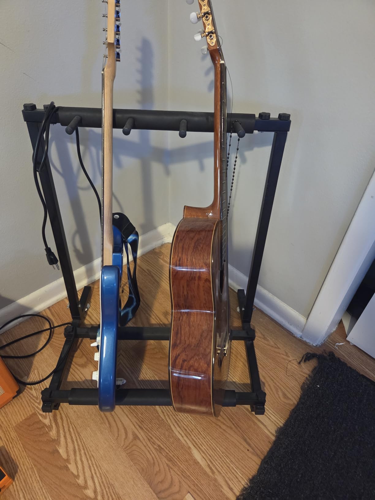 AODSK 5 Multi Guitar Stand Rack with Folding Design, Multiple Guitars Stand, Portable Black Guitar Holder customer photo 1