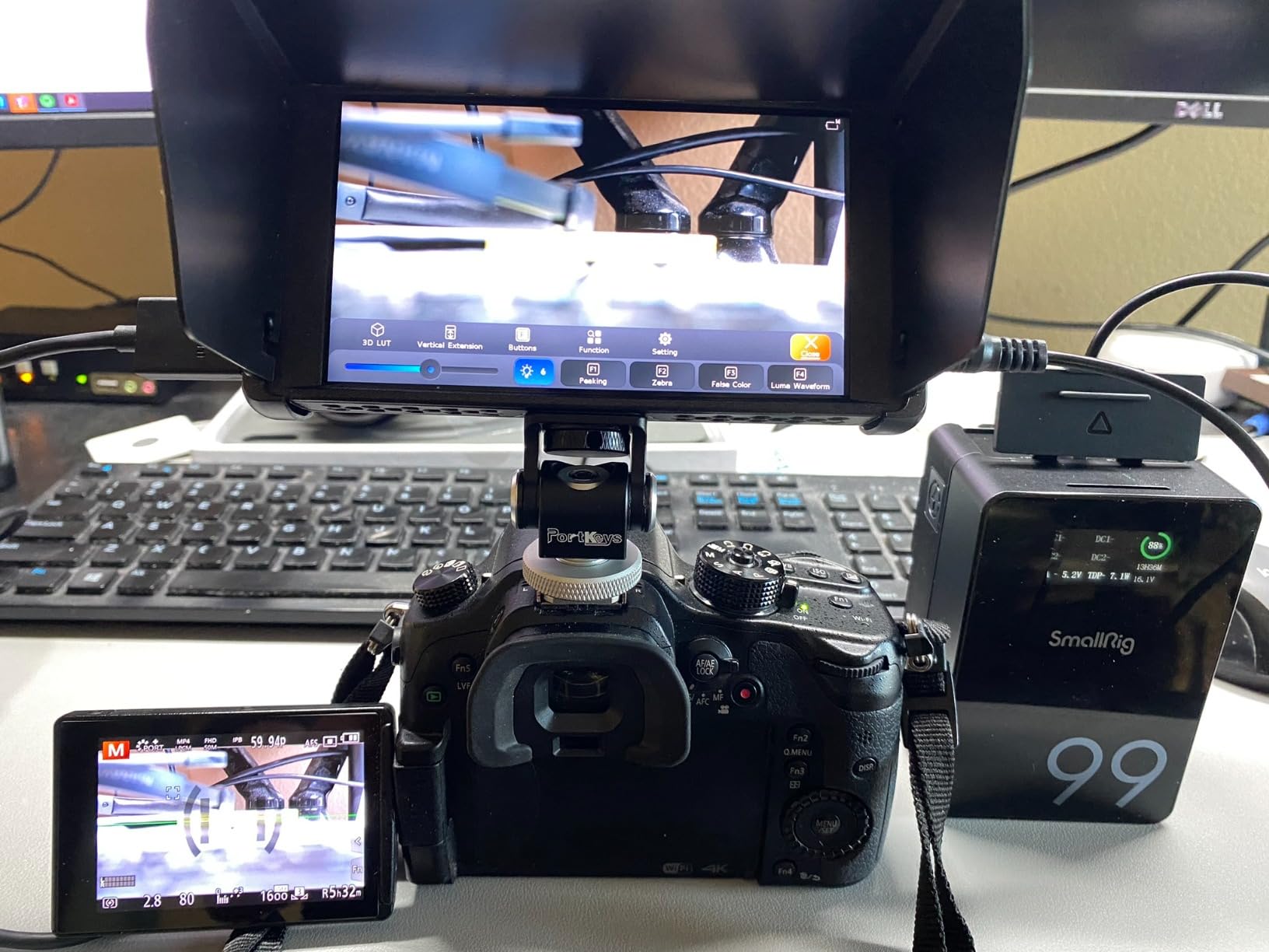 Portkeys PT6 5.2 inch DSLR Camera Monitor, 3D LUT 4K HDMI Touch Screen 1920 * 1080 Live Streaming Monitor with Peaking Frame, Wireframe Protection, Image Crop Function for Live Stream customer photo 2