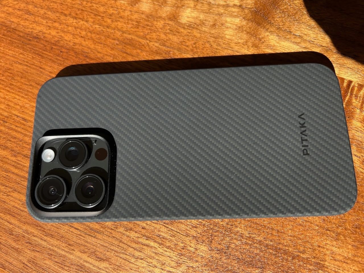 MagEZ Case 4 - Black/Grey(Twill) for iPhone 15 Pro Max, 6.7-inch, Slim & Light, Case-Less Touch Feeling, 600D Aramid Fiber Made, Compatible with MagSafe customer photo 2