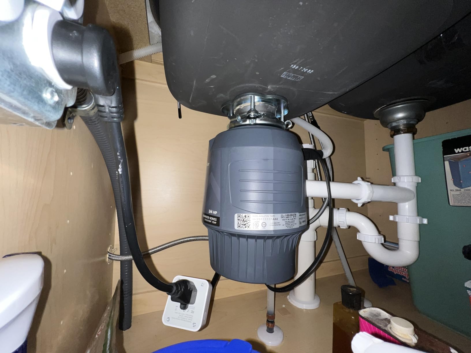 InSinkErator EVOLUTION 0.75HP 3/4 HP, Advanced Series EZ Connect Continuous Feed Food Waste Garbage Disposal customer photo 1