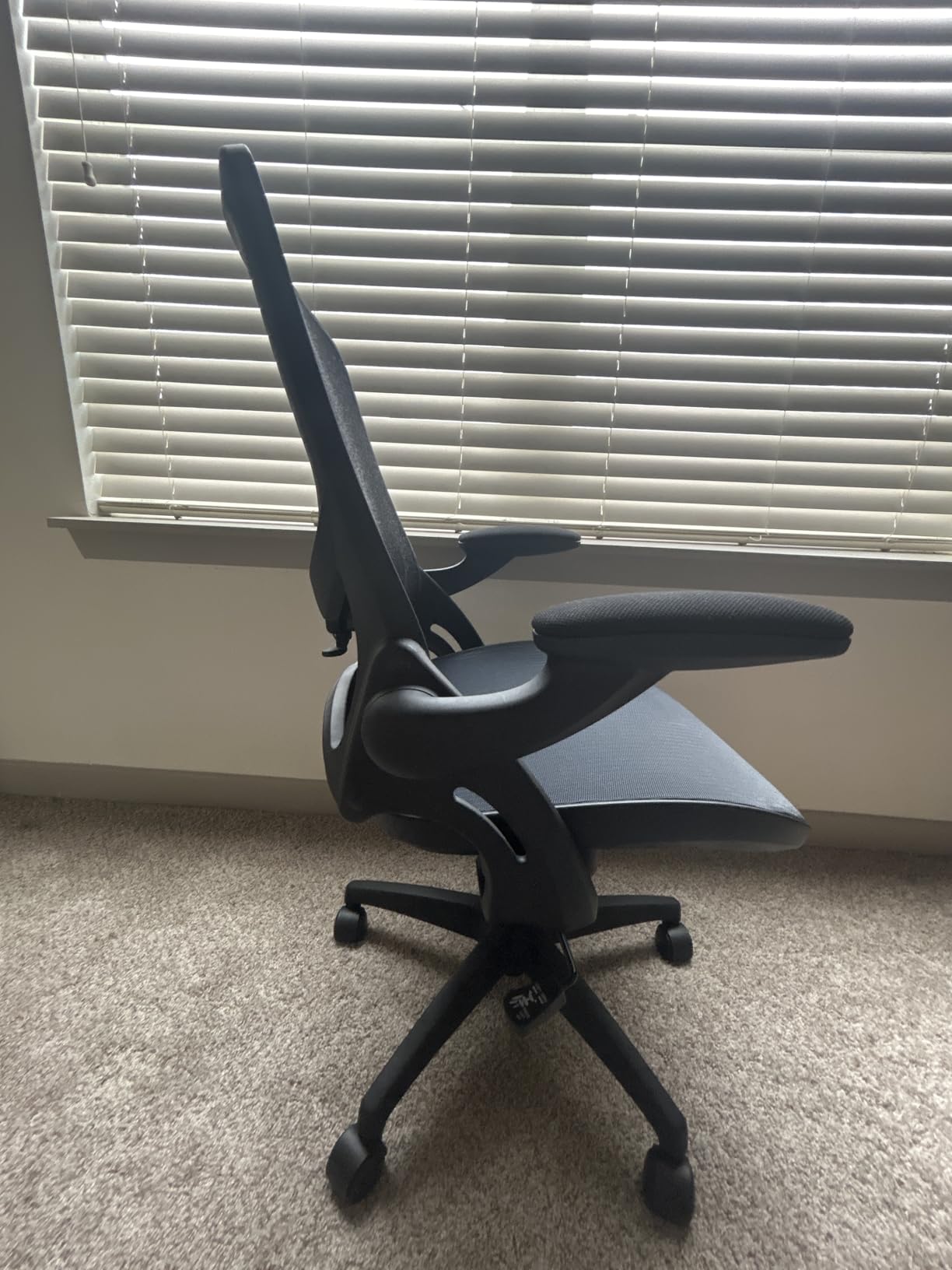 ELABEST Ergonomic Mesh Office Chair Computer Desk Chair, BIFMA 5.1 Certified Commercial Task Chair | Adjustable Lumbar Support & Armrests,Comfort Wide Seat,Swivel Home Office Chair(Black) customer photo 1