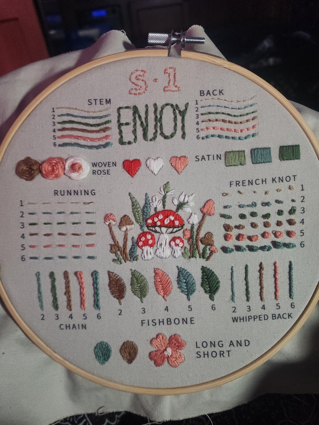 ETSPIL Embroidery Kit for Beginners, 4 Floral Patterns, Learn 33 Stitches, Pre-Printed Fabric with Video Guide customer photo 1