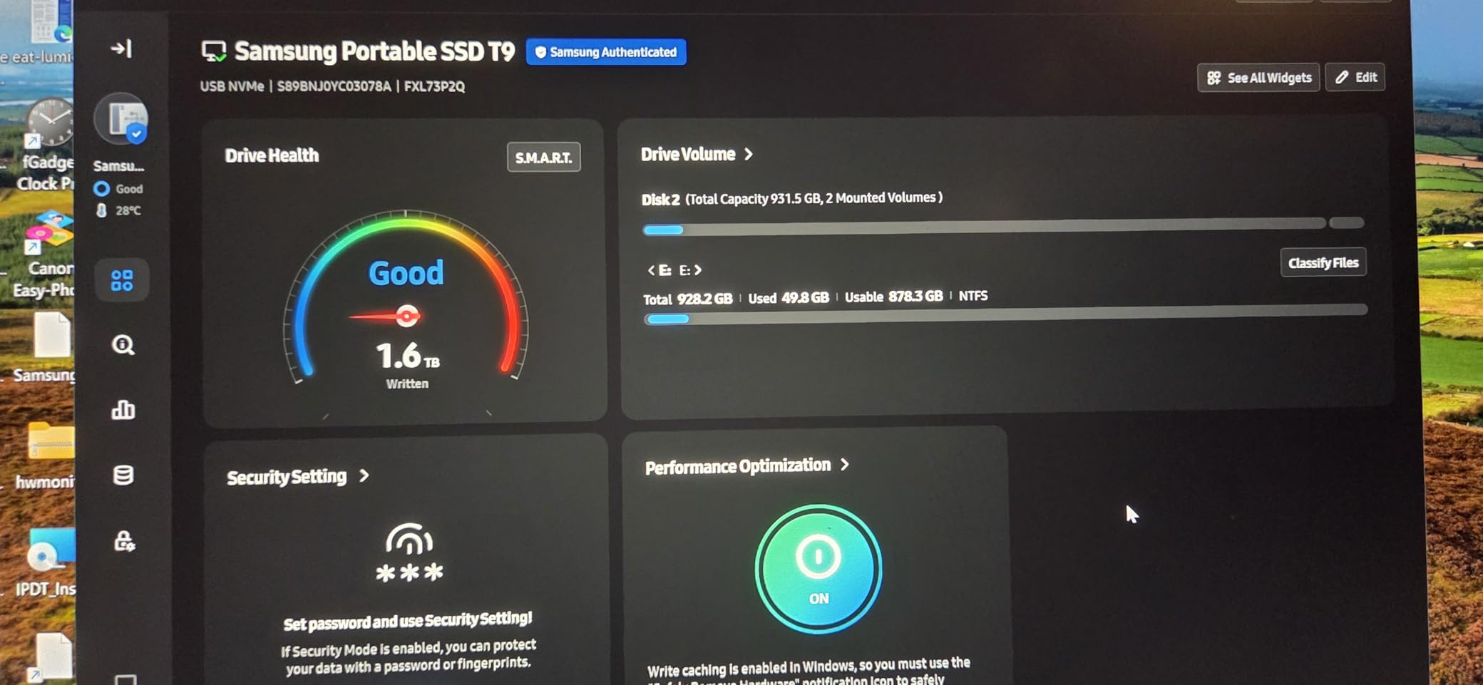 SAMSUNG T9 Portable SSD 4TB, USB 3.2 Gen 2x2 External Solid State Drive, Seq. Read Speeds Up to 2,000MB/s for Gaming, Students and Professionals, MU-PG4T0B/AM, Black customer photo 1