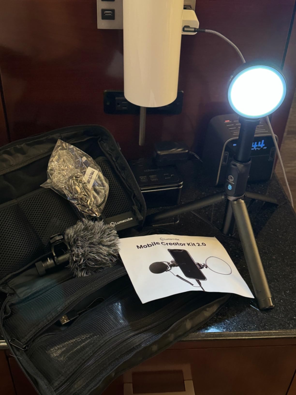 Lume Cube Content Kit 2.0 - Portable Selfie Phone Grip with Adjustable Tripod Stand, LED Light & Built-in Audio Mic customer photo 2