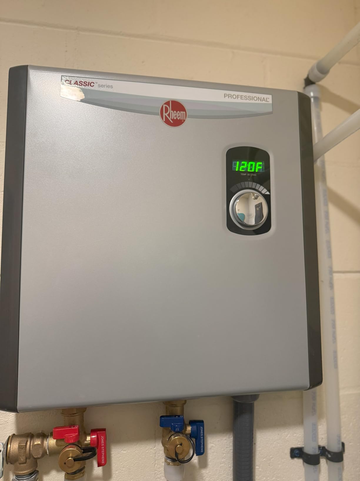 Rheem 6.5kW 240V Point of Use Thermostatic Tankless Electric Water Heater customer photo 1
