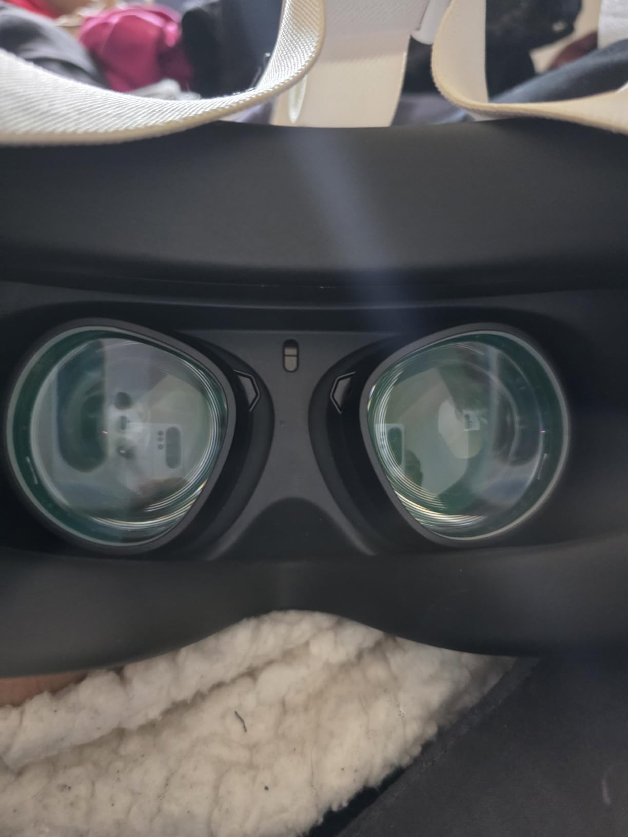 Amavasion Glasses Lenses Compatible with Quest 3S/2, VR Lenses Insert Easy-to-Install Frame Plus Lens Combination SPH:-2.00(One Lens) customer photo 1