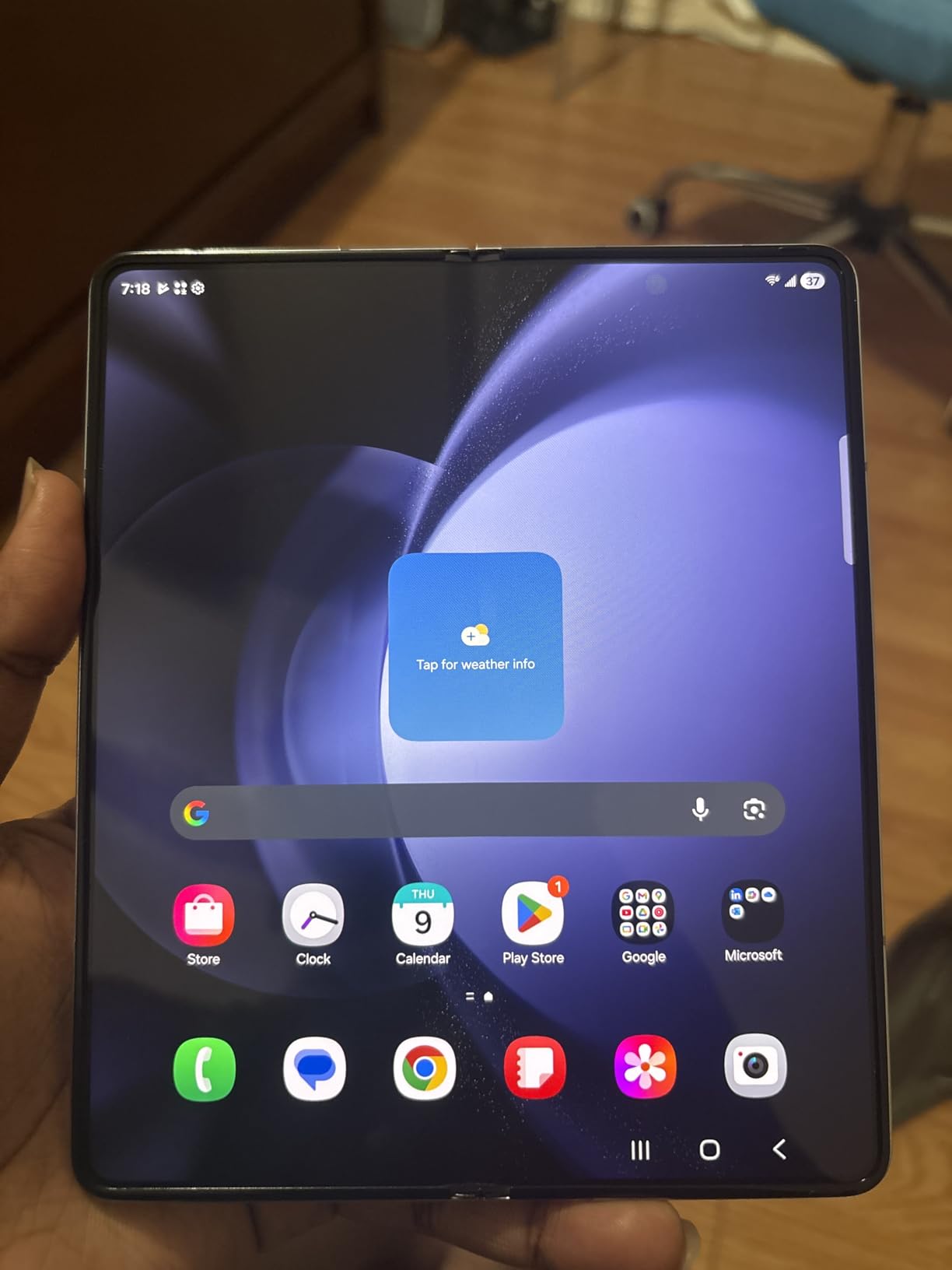 Samsung Galaxy Z Fold 5 5G US Version, 512GB, Phantom Black - Unlocked (Renewed) customer photo 1