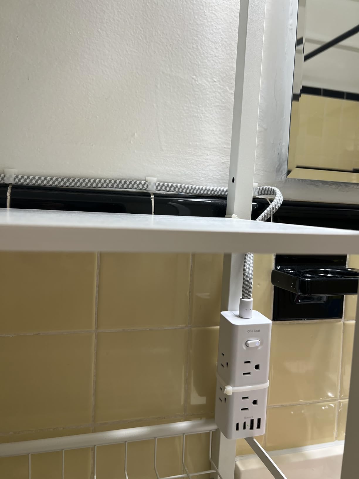 One Beat 10Ft Extension Cord with Multiple Outlets, Flat Plug Power Strip Surge Protector with 10 Ft Long Cord, 6 Outlet 4 USB Ports (2USB C), Multi Outlet for College Dorm Essentials customer photo 2