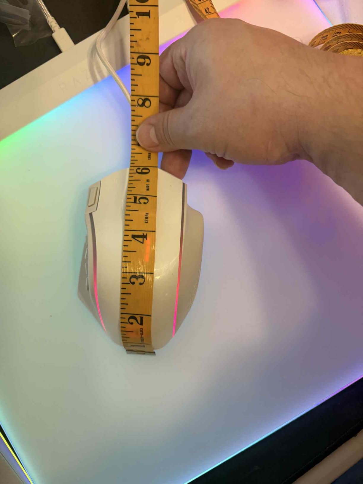 Redragon Wireless Gaming Mouse, MMO Gaming Mouse UP 16,000 DPI, 16 Macro Programmable Buttons, RGB Rechargeable with 12 Side Buttons, 70Hrs for PC Laptop MOBA FPS, M901P-KS customer photo 2
