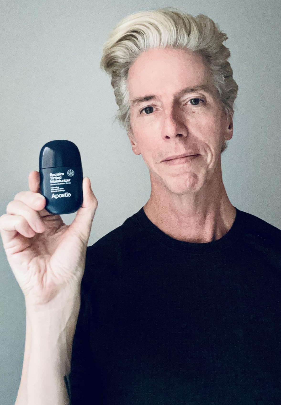 APOSTLE Reclaim Tinted Moisturizer for Men (6 Cornwall) - Niacinamide, Vitamin E, Squalane, Hyaluronic Acid, Tinted Face Moisturizer For Men. Hydrates, Evens Skin Tone, Reduces Fine Lines, 1 Fl. Oz. customer photo 1