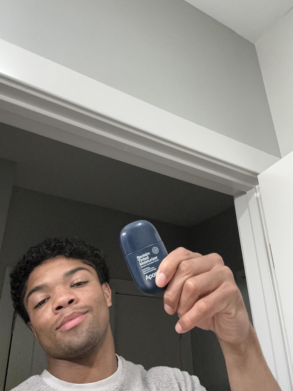 APOSTLE Reclaim Tinted Moisturizer for Men (6 Cornwall) - Niacinamide, Vitamin E, Squalane, Hyaluronic Acid, Tinted Face Moisturizer For Men. Hydrates, Evens Skin Tone, Reduces Fine Lines, 1 Fl. Oz. customer photo 2