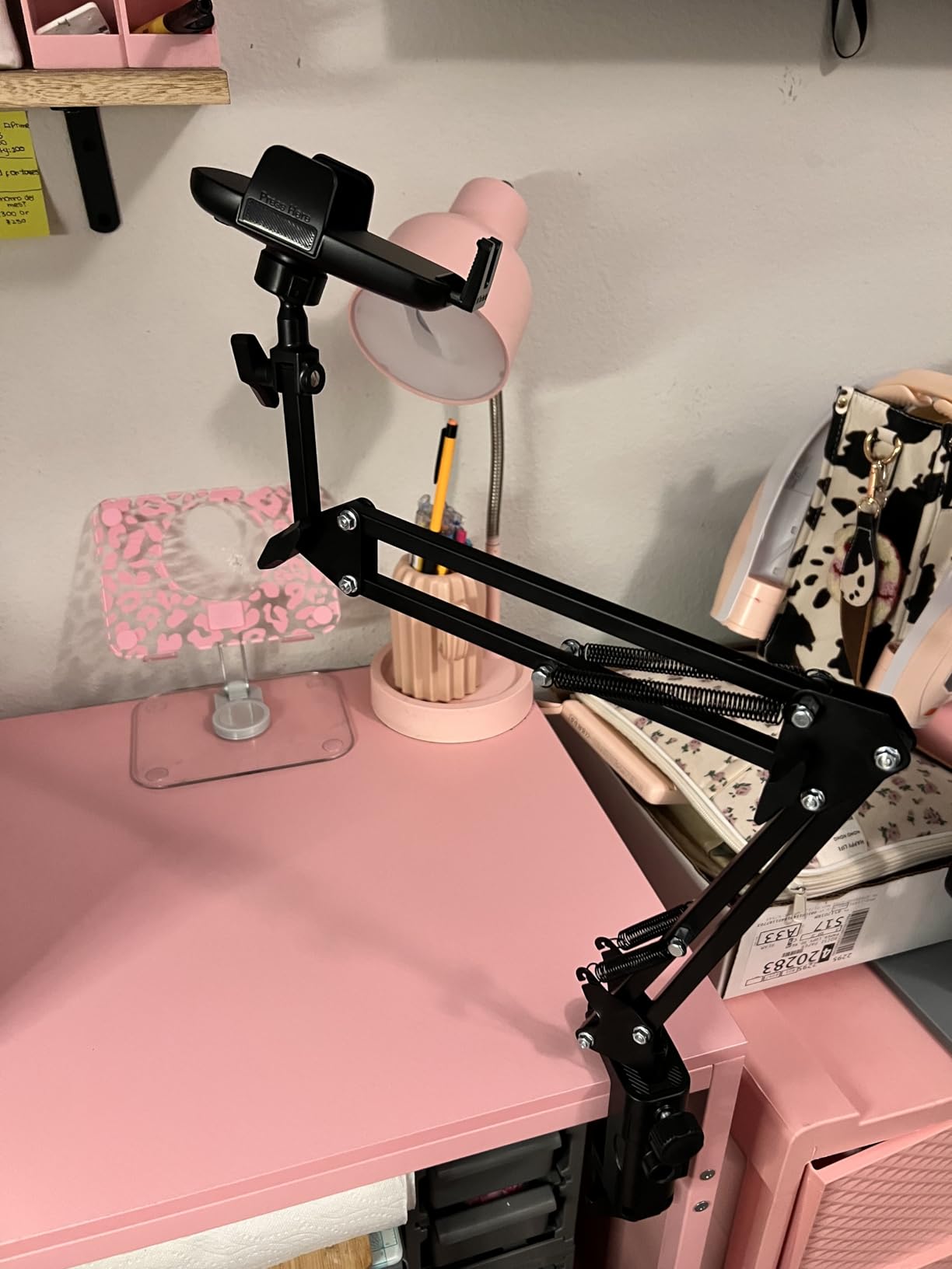 LISEN Gooseneck Phone Holder for Bed Desk [3rd Upgrade] Cell Phone Stand for Desk Bed Gaming Accessories,Gifts for Men Senior Kids Tech Mount for Recording Filming Laying Down Flexible Magic Arm Clamp customer photo 1