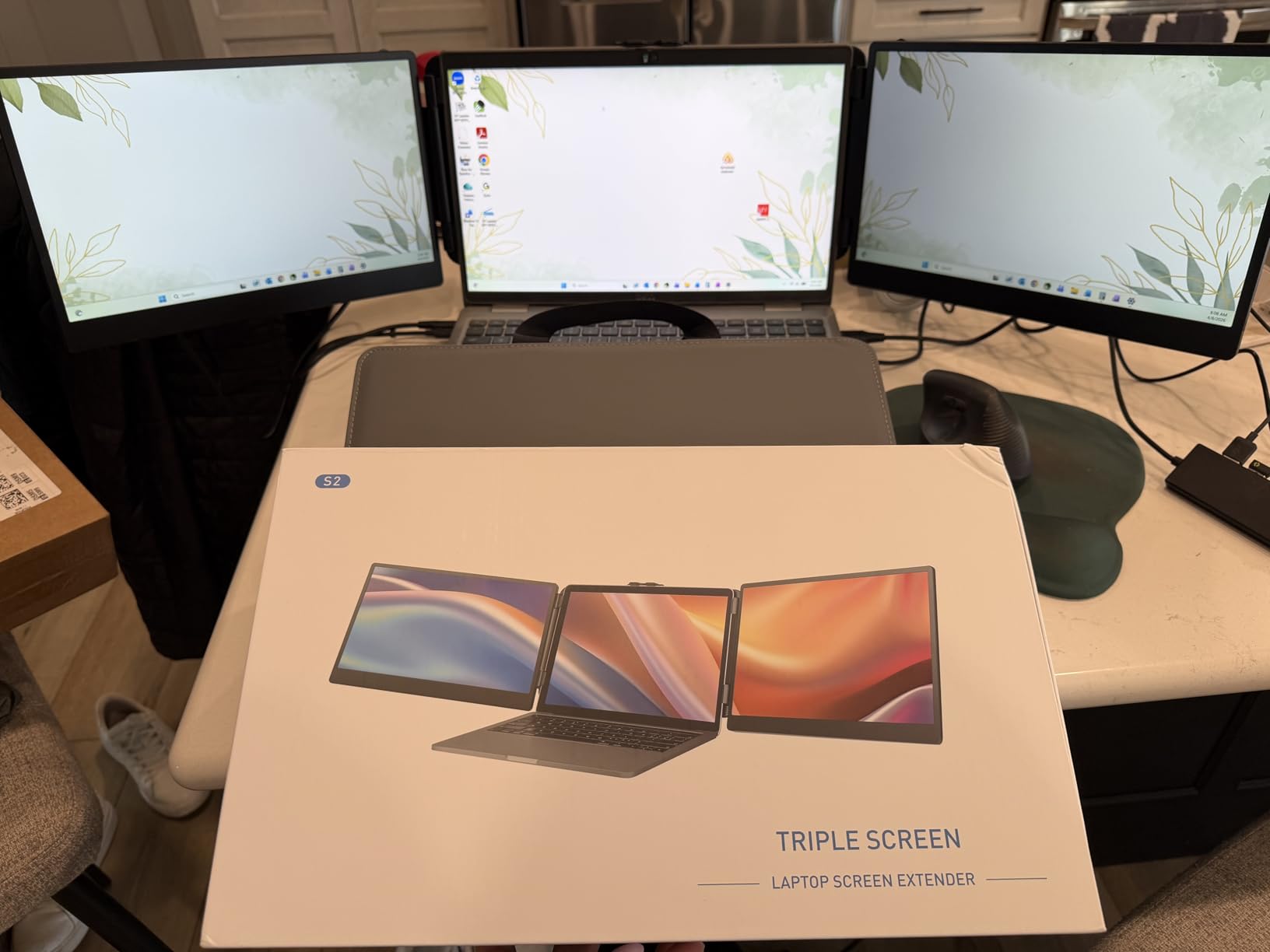 CIDETTY Laptop Screen Extender, 14'' FHD 1080P IPS Ultra-Thin Dual/Triple Monitor Display, HDMI/USB-C Plug-Play Portable Monitor for Laptop, Built-in Speakers(Mac, Win, Android) customer photo 2