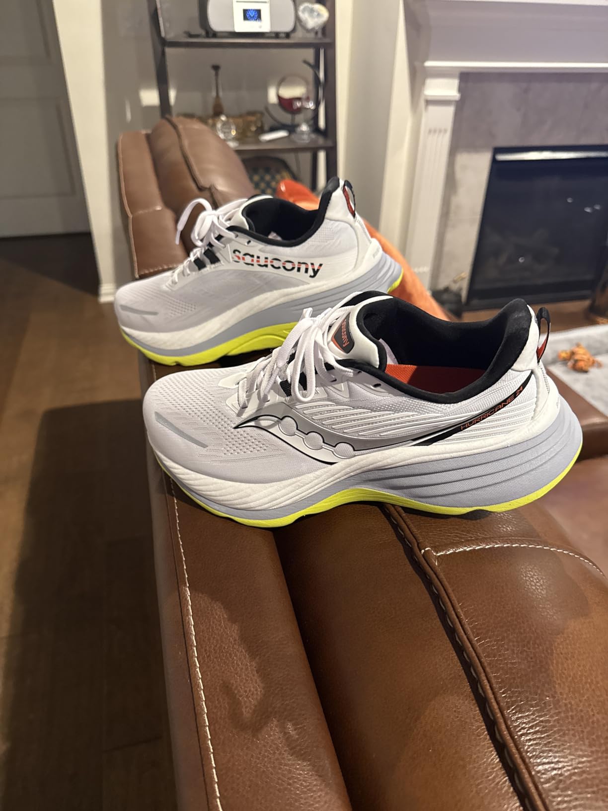 Saucony Men's Hurricane 24 Sneaker customer photo 1