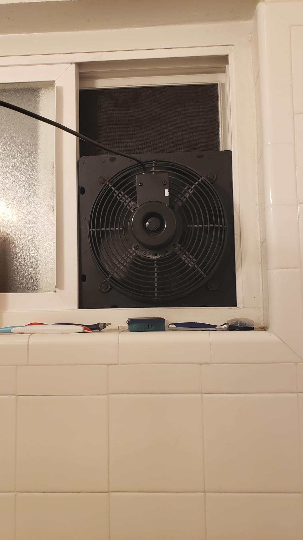 HG Power 10 Inch Shutter Exhaust Fan, 647CFM Quiet Garage Exhaust Fan with 8 Foot Long ON/OFF Switch Cable customer photo 2