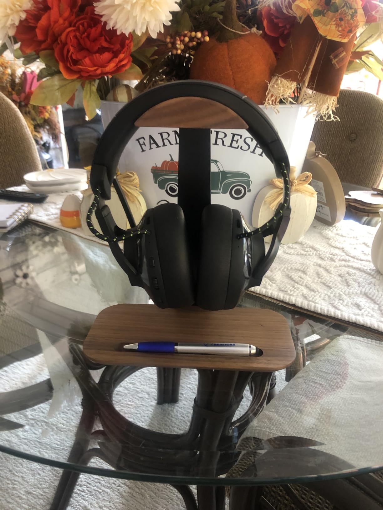 UPERGO Walnut Headphone Stand, Wood Headset Stand for Desk, Universal Headphone Holder with Storage Base for Gaming, Airpod max, Bose, Razer customer photo 1